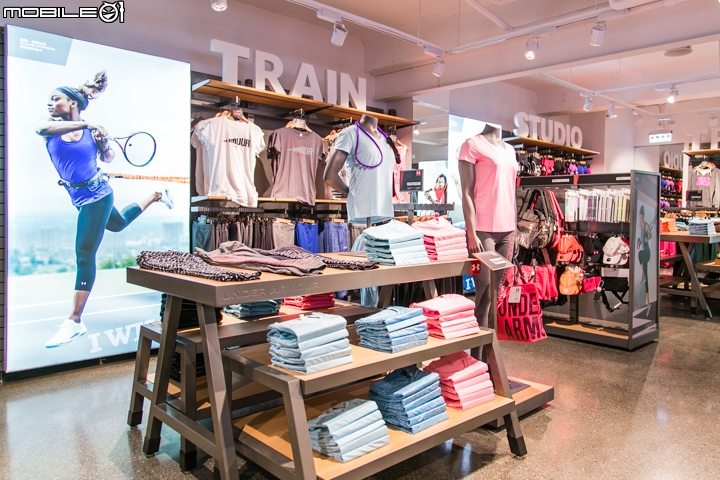 【採訪】UNDER ARMOUR 士林店開幕! Curry Two 低筒戰靴新色搶先全亞洲曝光!