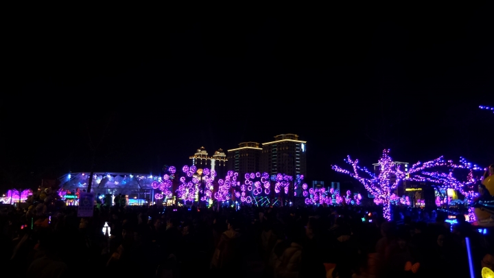 Zenfone Zoom 2016 桃園燈會夜拍+整體使用心得