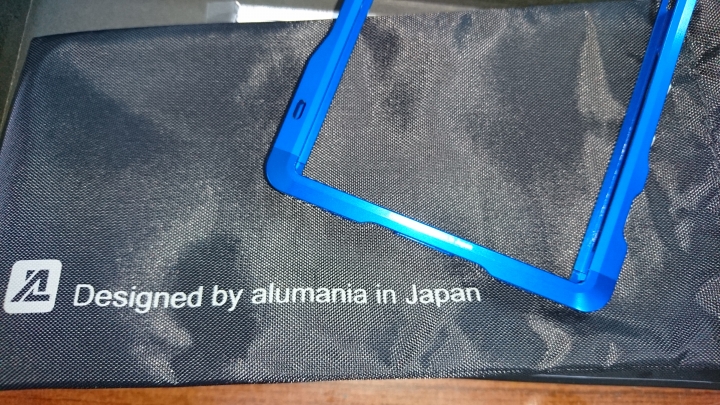Alumania "Z5" (Color Blue搭配白色Z5)不專業開箱