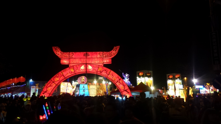 Zenfone Zoom 2016 桃園燈會夜拍+整體使用心得