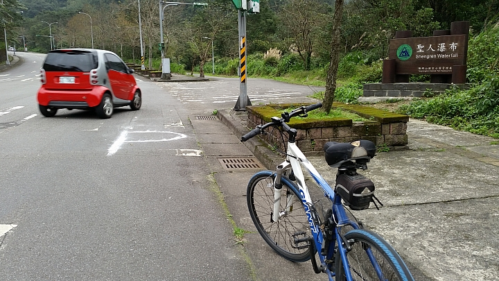 單車騎陡坡瘦的特別快我要挑戰這位大大的陡坡排行榜