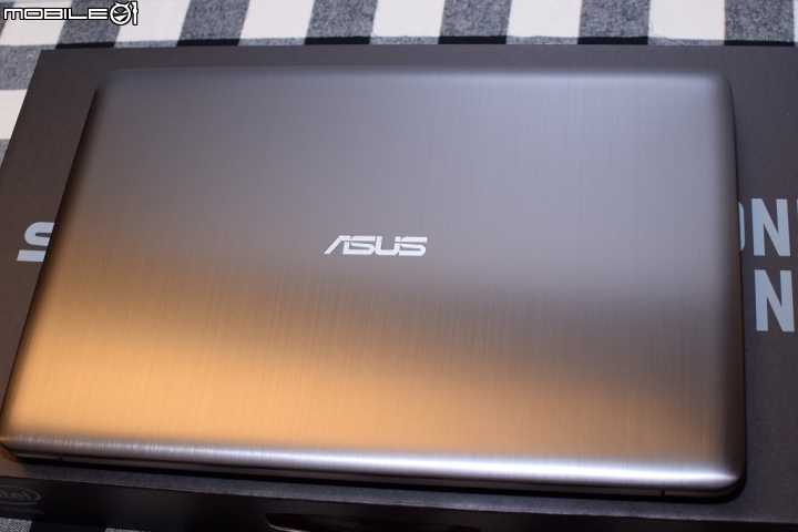 效能與質感的組合ASUS K501UX 4K高畫質筆電