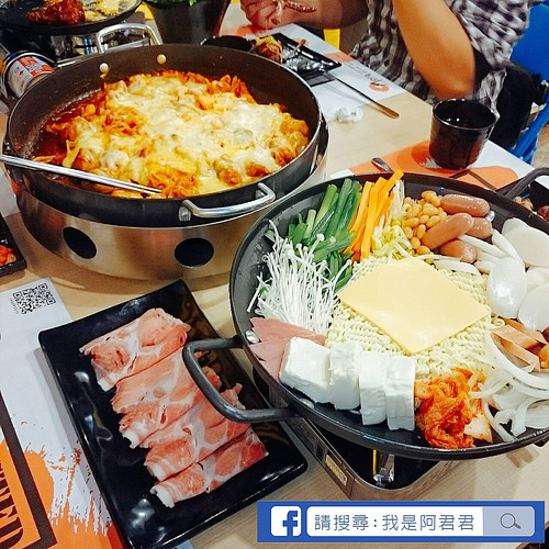 【板橋府中】就算排隊也要吃到~Omaya乳溝起司春川炒雞(板橋實踐店)李光洙愛情(雙倍起司)春川炒雞排鍋|部隊鍋(附上菜單)