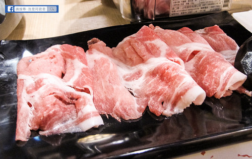 【板橋府中】就算排隊也要吃到~Omaya乳溝起司春川炒雞(板橋實踐店)李光洙愛情(雙倍起司)春川炒雞排鍋|部隊鍋(附上菜單)