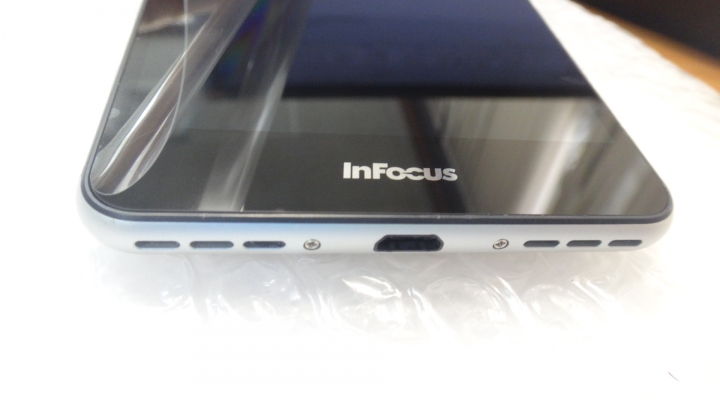 維修經驗分享(infocus M808 畫面出現白線)