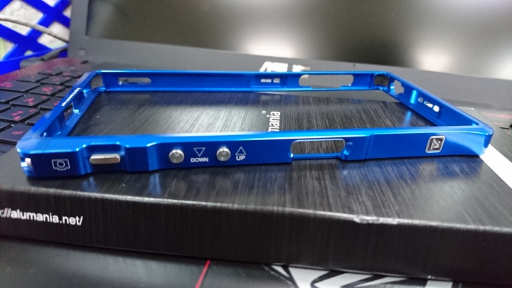 Alumania "Z5" (Color Blue搭配白色Z5)不專業開箱