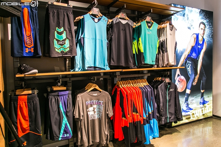 【採訪】UNDER ARMOUR 士林店開幕! Curry Two 低筒戰靴新色搶先全亞洲曝光!