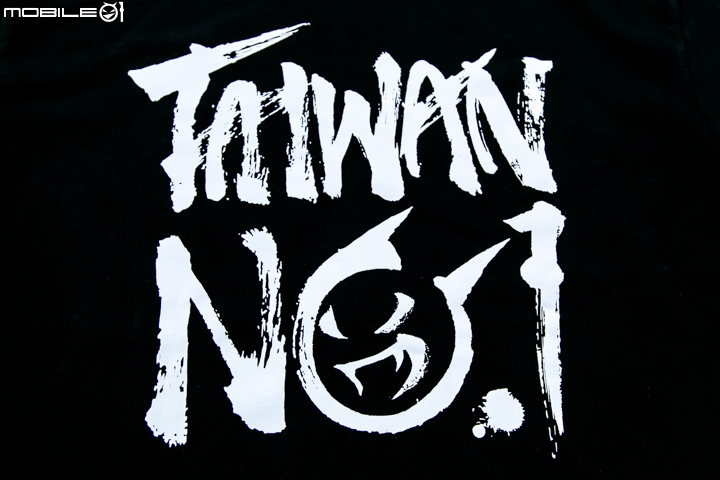 最強口號上身!換上小惡魔『TAIWAN NO.1』限量T恤 一起挺台灣啦!