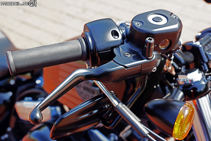 暗黑訂製降臨 Harley-Davidson Forty-Eight Dark Cutsom