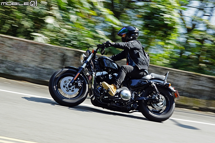 暗黑訂製降臨 Harley-Davidson Forty-Eight Dark Cutsom