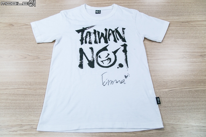 最強口號上身!換上小惡魔『TAIWAN NO.1』限量T恤 一起挺台灣啦!