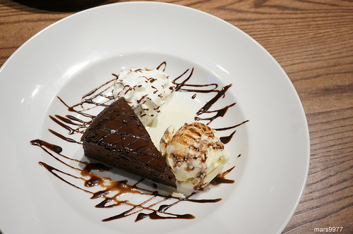 【台北】1Bite2Go Cafe & Deli美式餐廳(信義店):簡單、輕食、自在空間的美式料理享受