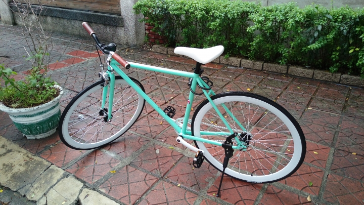 Fixie新手發表一下復古車, 請各位多多指教~~