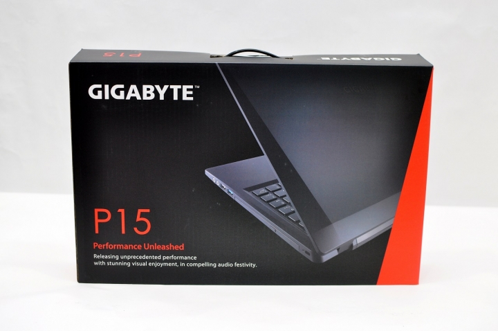 GIGABYTE P15F V5 高CP值遊戲機