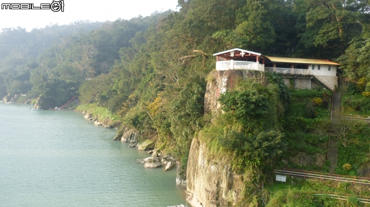 輕鬆單車遊~晨騎陽光橋,碧潭,華山文創園區 ~~