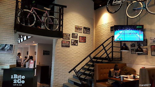 【台北】1Bite2Go Cafe & Deli美式餐廳(信義店):簡單、輕食、自在空間的美式料理享受