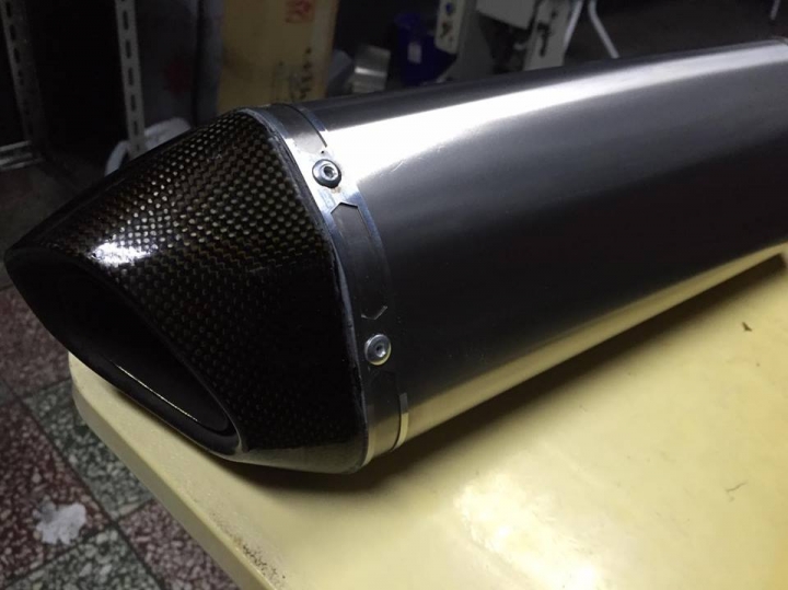 T-MAX 530 AKRAPOVIC 鈦合金蠍子管翻新整理