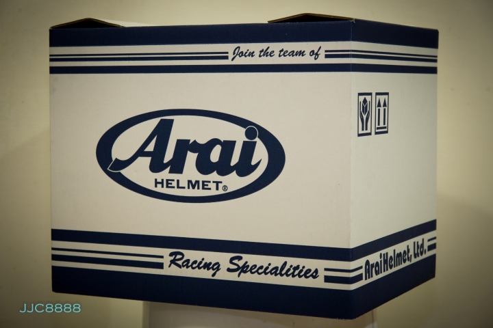 【開箱】ARAI RAM4 YAMAHA 60 years