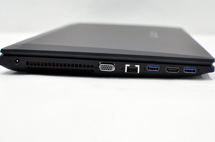 GIGABYTE P15F V5 高CP值遊戲機