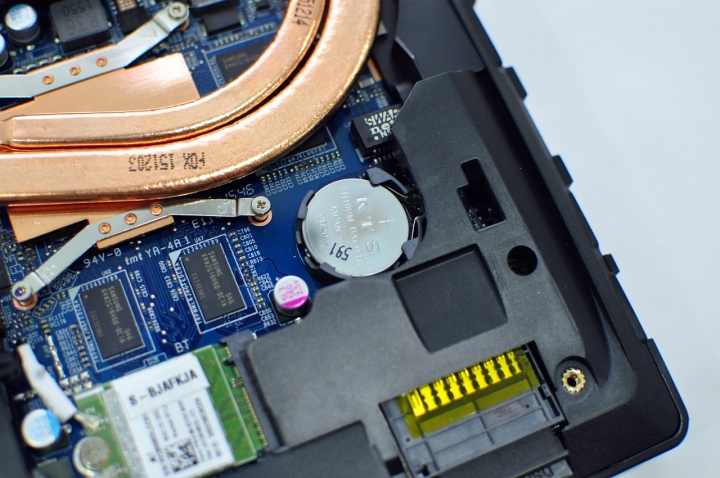 GIGABYTE P15F V5 高CP值遊戲機