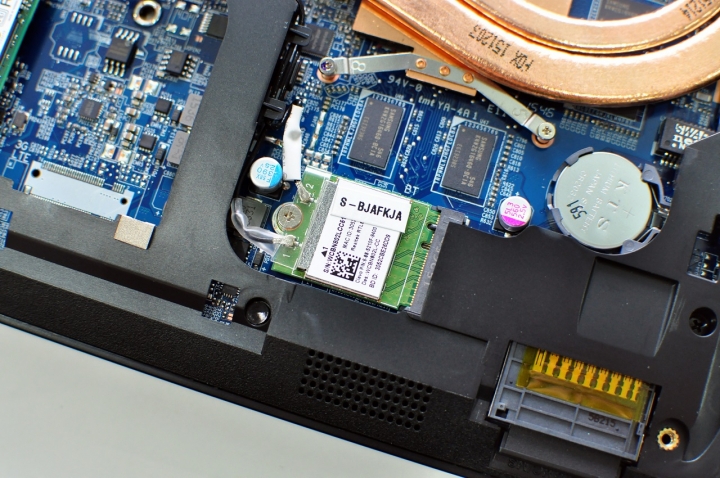 GIGABYTE P15F V5 高CP值遊戲機