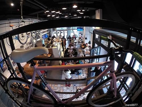 【台北】1Bite2Go Cafe & Deli美式餐廳(信義店):簡單、輕食、自在空間的美式料理享受