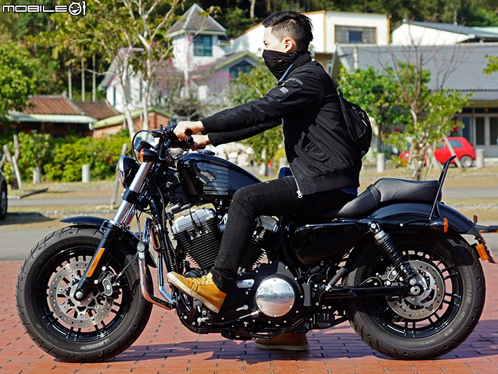 暗黑訂製降臨 Harley-Davidson Forty-Eight Dark Cutsom