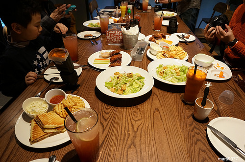 【台北】1Bite2Go Cafe & Deli美式餐廳(信義店):簡單、輕食、自在空間的美式料理享受
