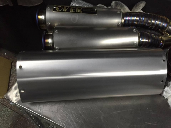 T-MAX 530 AKRAPOVIC 鈦合金蠍子管翻新整理