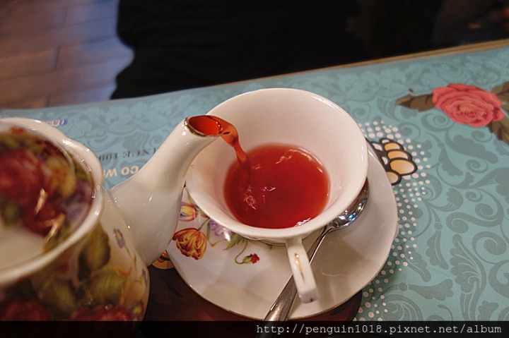【彰化員林】CoCo鬆餅屋;員林在地超人氣鬆餅店!美味澎派義大利麵&超受歡迎鬆餅!生日用餐大方送草莓冰淇淋厚鬆餅!聚餐就是要來CoCo~(內附咖啡拉花初體驗)