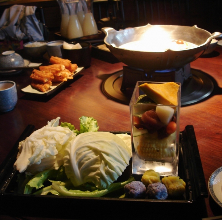 食在火鍋@鼎王無老鍋.台北新生店