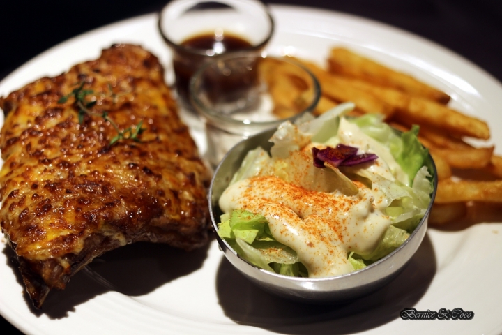 W. 瓦法奇朵餐飲(東區敦南店)(台北東區美食)(捷運忠孝敦南站)