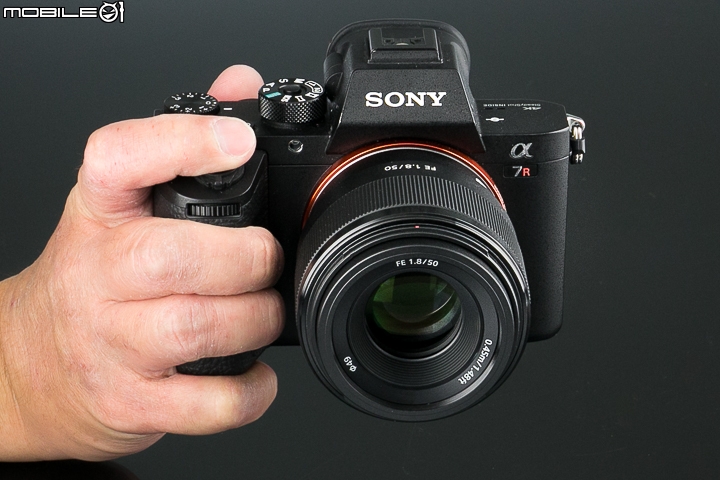 FE首顆平價大光圈鏡頭登場‧Sony FE 50mm f/1.8