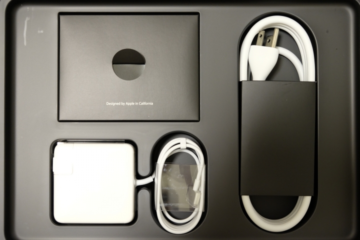 開箱 2015 Macbook Pro Retina 13''