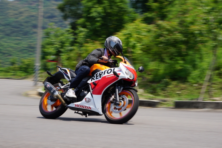 CBR300r 力豹仕 不專業開箱