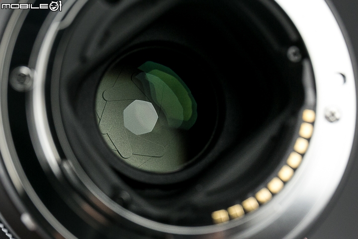 FE首顆平價大光圈鏡頭登場‧Sony FE 50mm f/1.8