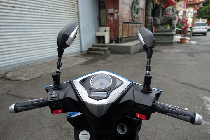 HONDA CBR500R 關箱『兼』SYM FIGHTER6 開箱(圖文多斟酌)