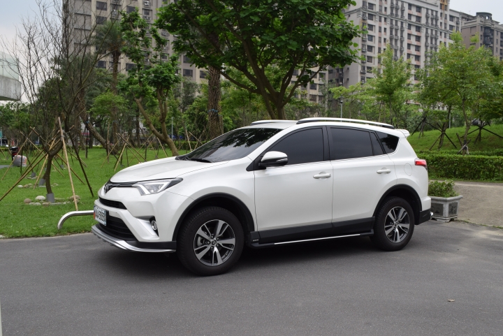 打造自己的小資特仕車,新RAV4內外升級分享