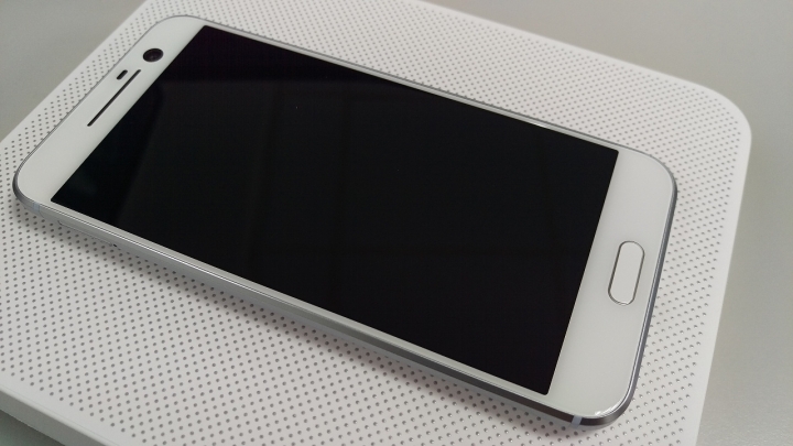 HTC 10 銀色 32GB 開箱