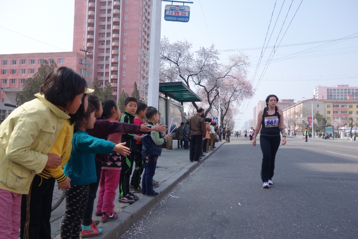 2016衝出封鎖線,北韓,平壤國際馬拉松,