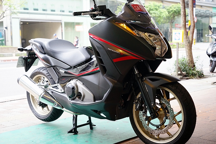 開箱 Honda Integra 750D 2015年特仕版