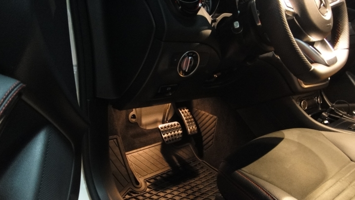 CLA45類格開箱