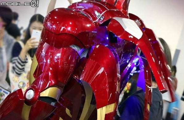 介紹 Marvel 官方授權 1:1 可穿電動 鋼鐵人盔甲曝光