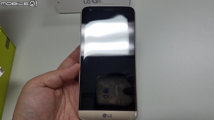 第一次買台版的雙卡手機~LG G5 金色開箱~