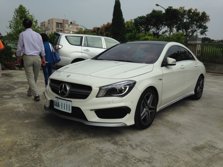 CLA45類格開箱