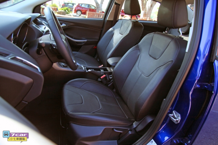 FOCUS V.S. MAZDA 3 實際對比感受
