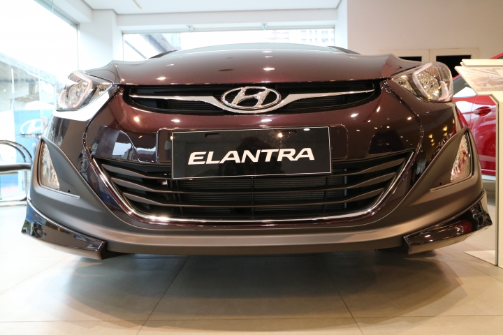 紫色Elantra!!!