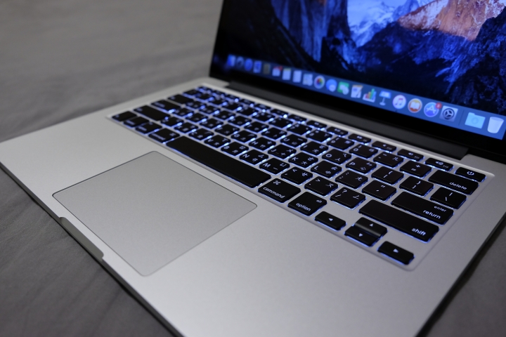 開箱 2015 Macbook Pro Retina 13''