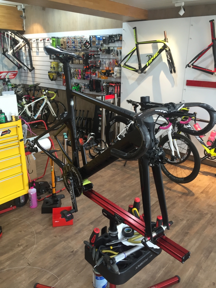 遲來的~sram etap小全套開箱....貼膜....裝車....路試!!!