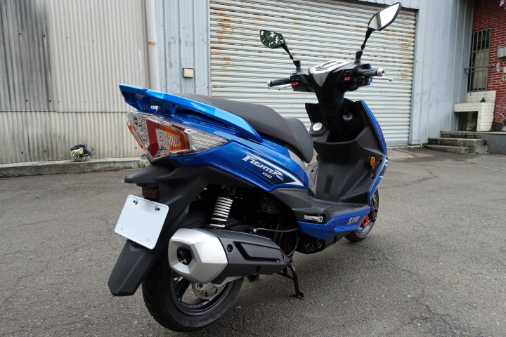 HONDA CBR500R 關箱『兼』SYM FIGHTER6 開箱(圖文多斟酌)